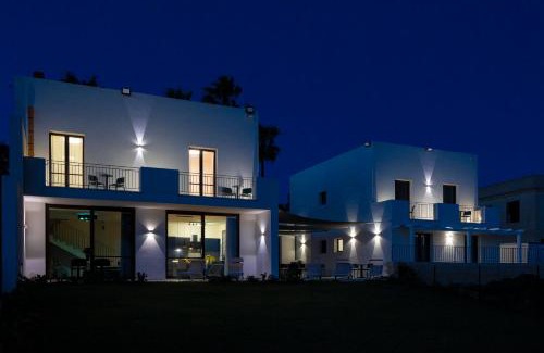 Birgi Vecchi Apartment | Casa B, Room 3 - mit Pool - at Lagoon - Lo Stagnone Kite Spot - Palm Kite Paradise