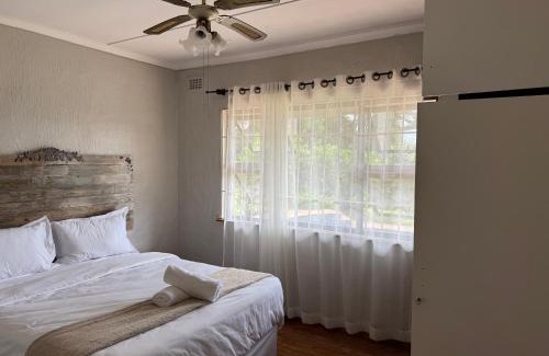 Warner Beach Apartment | Casa Blanca Home