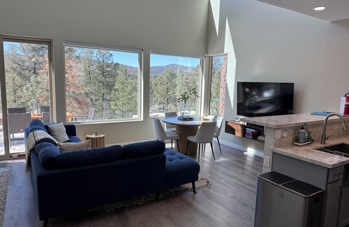Ponderosa Park Cabin | Casa Bosque