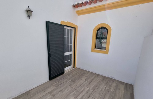 Retur House | Casa Cathy - Praia Adão e Eva