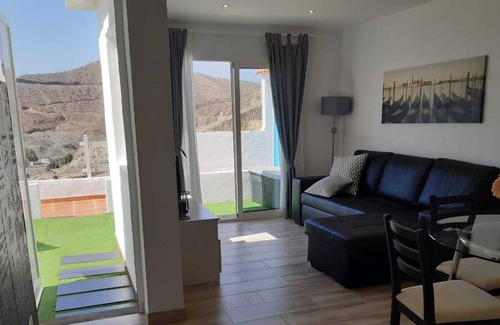 Balito House | Casa Checha, bungalow in Los Caideros 5 minutes from Anfi del Mar beach