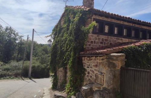 El Quintanarejo House | Casa con encanto LagunaNegra y Urbion