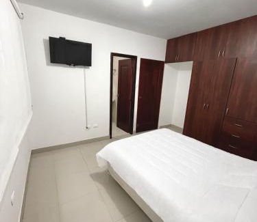 Guayaquil House | Casa con Habitaciones privadas