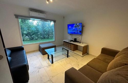 Bosque Peralta Ramos House | Casa con pileta en el Bosque Peralta Ramos