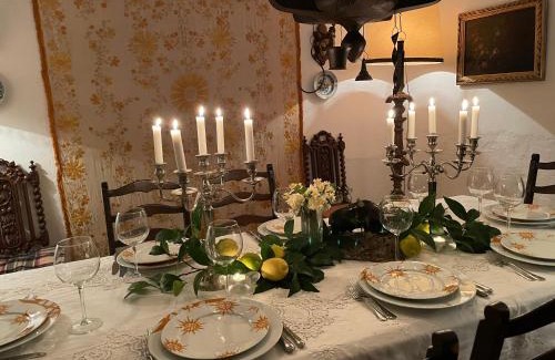 Mourao Villa | Casa da Praça - Mourão