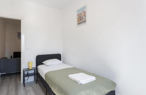 Linda-a-Velha Apartment | Casa da Travessa