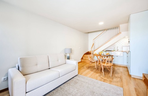Camara de Lobos Apartment | Casa das Andorinhas - 1 bedroom apartment sleeps 4