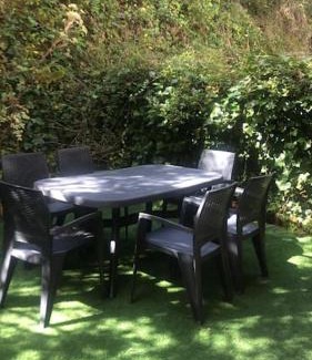 Comillas City Center Apartment | Casa de Claudia Comillas- Jardín privado - A 10 metros del Capricho de Gaudí