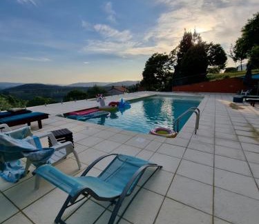 Anais House | Casa de Férias V6 com piscina