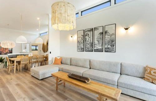 Rhyll House | Casa de Palmeras