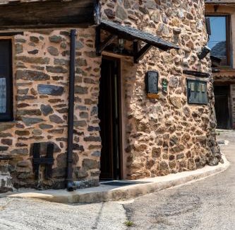 Bembibre Apartment | Casa de turismo rural Sardom2