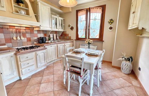 Monte San Savino Villa | Casa Degli Ulivi - Three Bedroom Villa, Sleeps 6