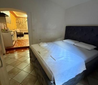Kotor Old Town Apartment | Casa Di Porto