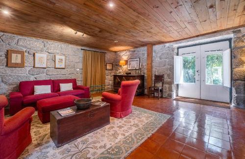 Povoa de Lanhoso Apartment | Casa do Pomar - Manor House