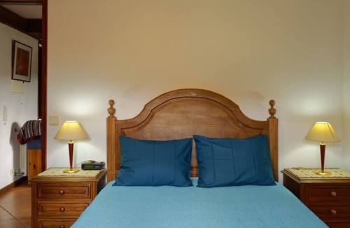 Oliveira de Frades House | Casa dos Padres: rest in the village