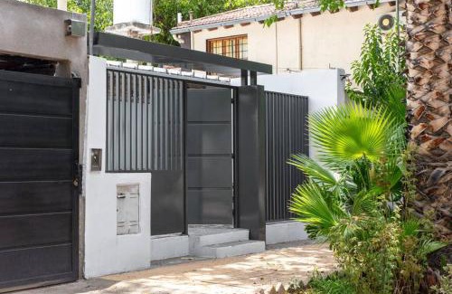 Mendoza City Center Apartment | Casa DrMoreno