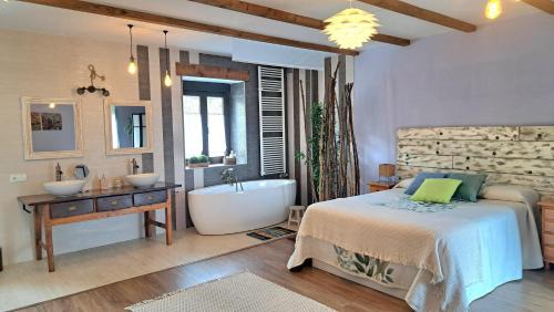 Rosinos de la Requejada House | Casa El Filandar