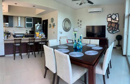 Flamingos House | Casa Flamingos Coco