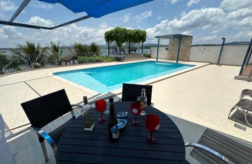 Guape House | Casa Florida do Lago