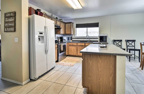 Casa Grande House | Casa Grande Home Near Golf, Dining & Shops!