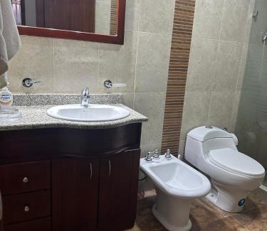 Parroquia Huachi Chico Villa | Casa Independiente - Lujo y Comodidad