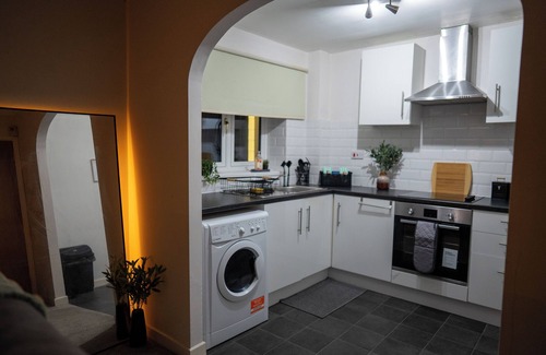 The Westside Apartment | Casa Leila Waterfront Apartment Mailbox - For Couples to Business leisure.