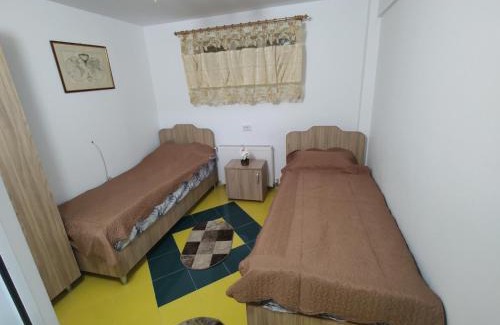 Calarasi House | Casa Leny