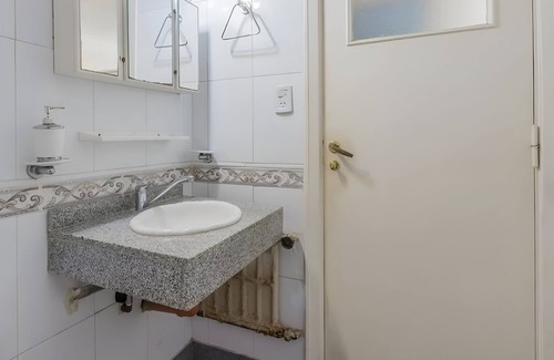 Chacras de Coria House | Casa Linda