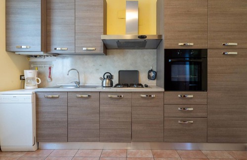 Crone Apartment | Casa Lucia 1 - Three Bedroom Apartment, Sleeps 5