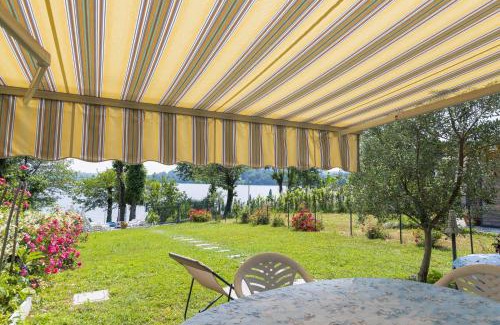 Cadrezzate Apartment | Casa Maddalena Private Beach - Happy Rentals