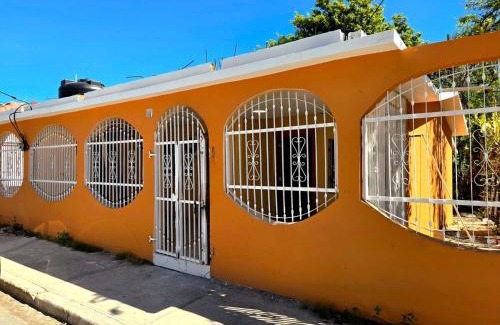 Pedernales House | Casa Madome
