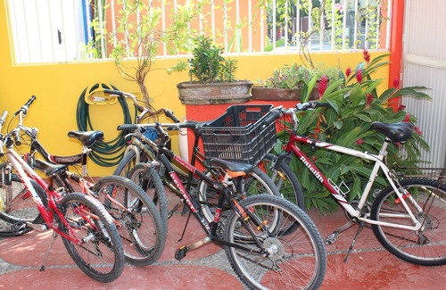 Barra de Navidad Apartment | Casa Mar Y Sol Is Comfortable Secure With Pool. Close To Beach And Restaurant
