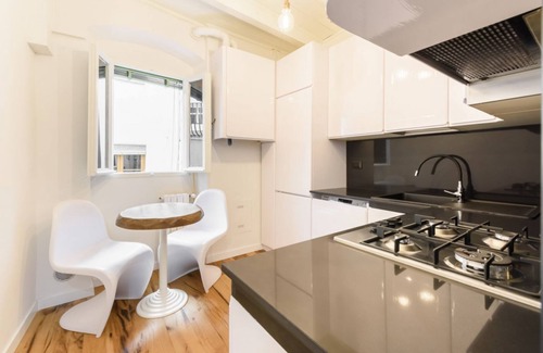 Santo Spirito Apartment | Casa Maria in Florence by Mmega