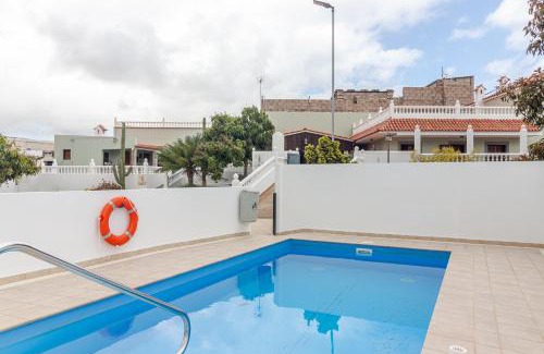 Moya House | Casa Marjoes - 2 Villas - BBQ - Communal Pool