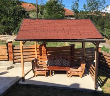 Orsova House | Casa Maya & Cristi