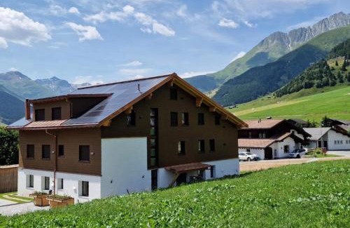 Sedrun Apartment | Casa Molina