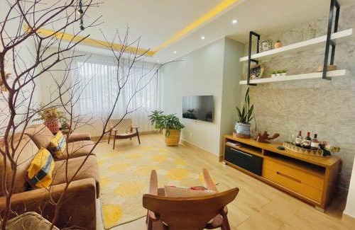 Nova Friburgo House | Casa no centro com churrasqueira