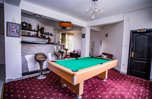 Sucevita House | Casa Octavian