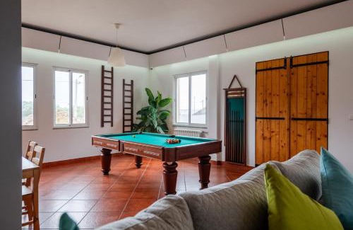 Santana House | Casa Os Manos