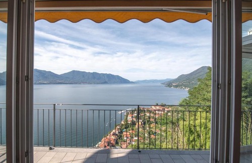 Piancassone Apartment | Casa Panoramica by Holiday World