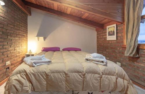 San Carlos de Bariloche Ski Chalet | Casa para 10 con vista al lago - La Casa de Berta