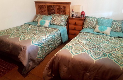 Tepoztlan House | Casa para hasta 11 personas con amplio jardin en Tepoztlan