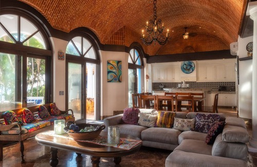 Soliman Bay Villa | Casa Priakos – 5BR Beachfront Villa with Pool & Ocean View Suites Near Tulum