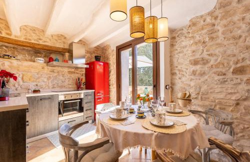 Ardenya House | Casa rural con jardín,a 8km playa y en la naturaleza Taronja&canyella