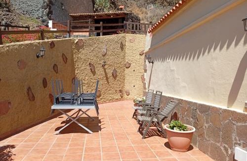 Taibique Ski Chalet | Casa Rural el Roque -Elegant Stay & BBQ, El Hierro
