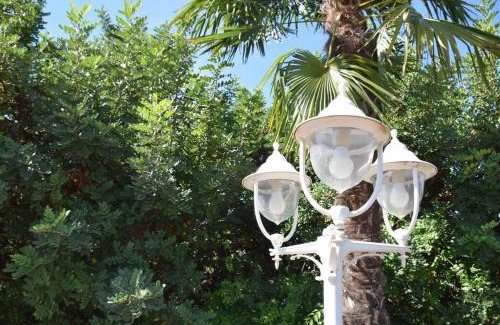 Castellnovo House | Casa Rural " La Bruja "