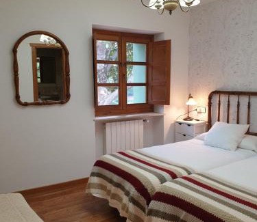 Limes House | Casa Rural La Pumarada de Limés