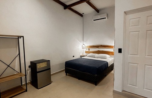 La Libertad Hotel | Casa Santa Emilia @StaysbyMESER Room #2