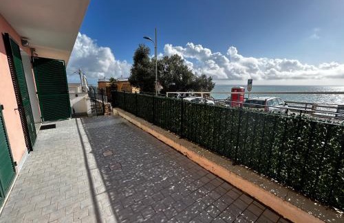 Torre del Mare Apartment | Casa SERGE vista mare con ampio terrazzo privato
