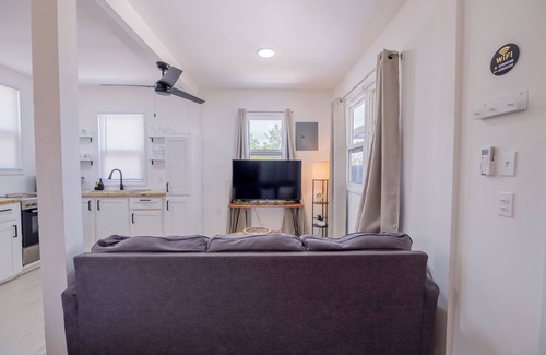 Caye Caulker Apartment | Casa Sirena Belize - Studio 1 Caye Caulker, Queen Size Bed w/Pool!